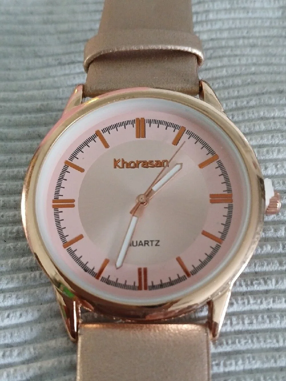Rose Gold Leather Strap Quartz Watch - Pink Dial